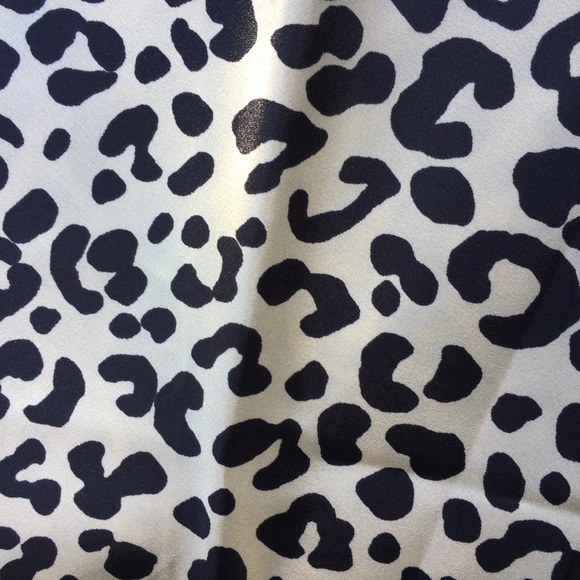 NWT VS Pink Cheetah print skirt Women’s Sz medium - Picture 5 of 9